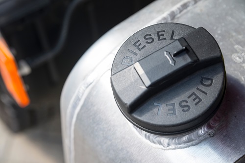 Black,Plastic,Cap,Of,Aluminum,Gas,Tank,In,Silver,Color